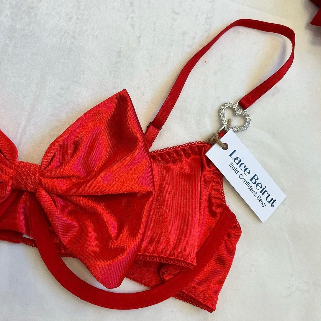 Red bow set