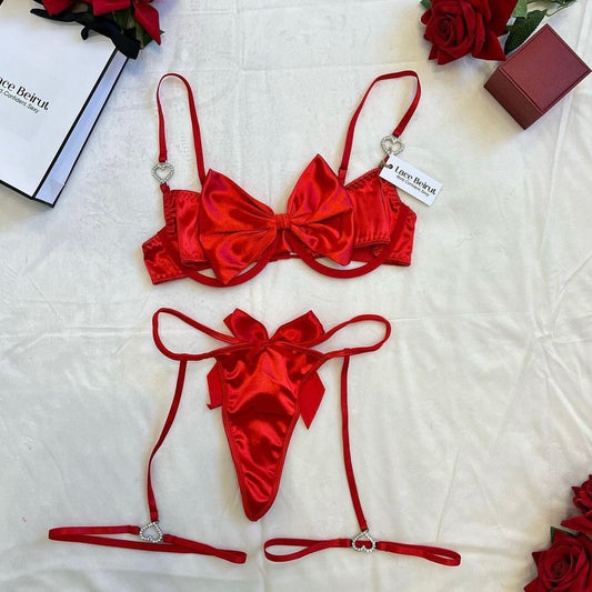 Red bow set